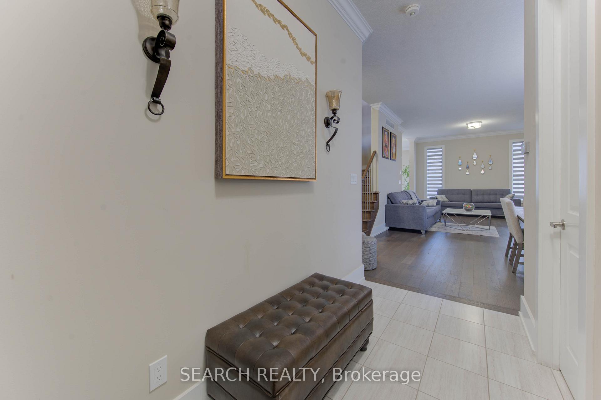 Photo 7 of 900 Pondcliffe Court, Kitchener — HOMEH