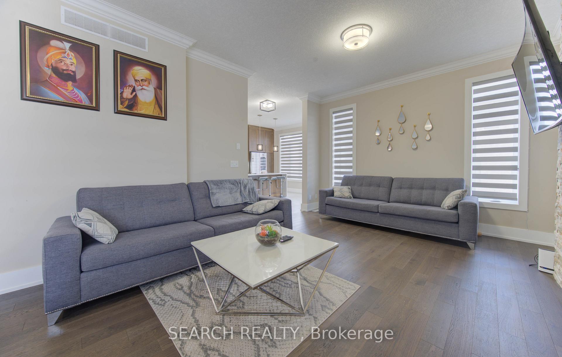 Photo 10 of 900 Pondcliffe Court, Kitchener — HOMEH
