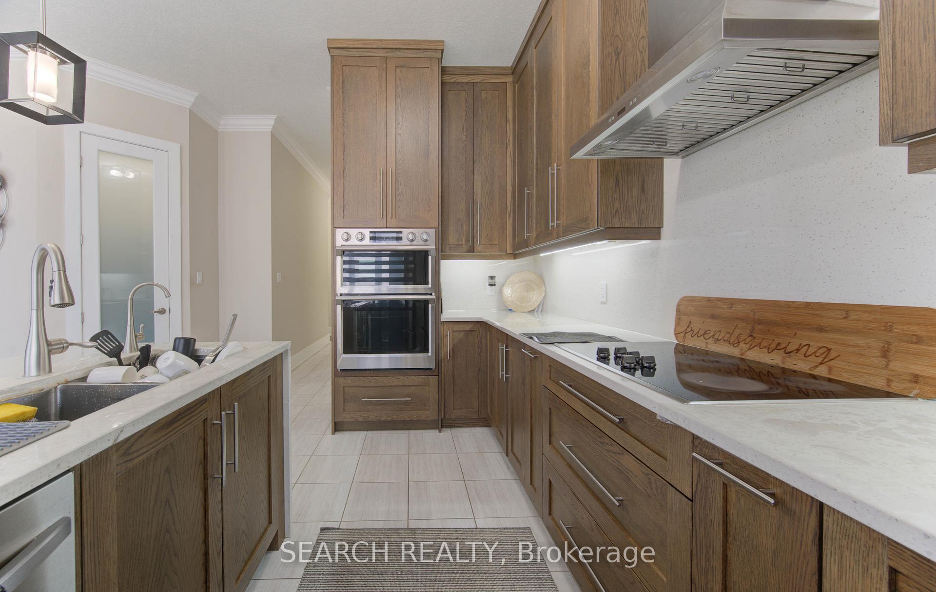 Photo 14 of 900 Pondcliffe Court, Kitchener — HOMEH