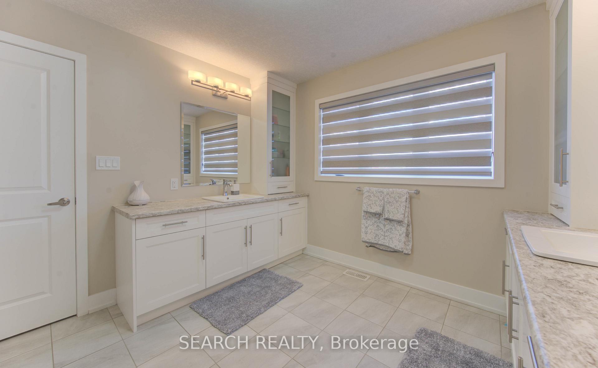 Photo 22 of 900 Pondcliffe Court, Kitchener — HOMEH