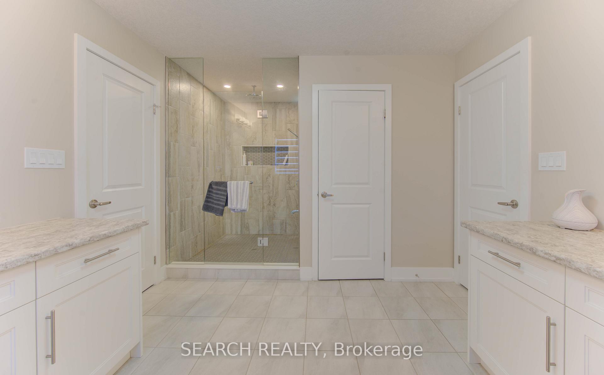Photo 23 of 900 Pondcliffe Court, Kitchener — HOMEH