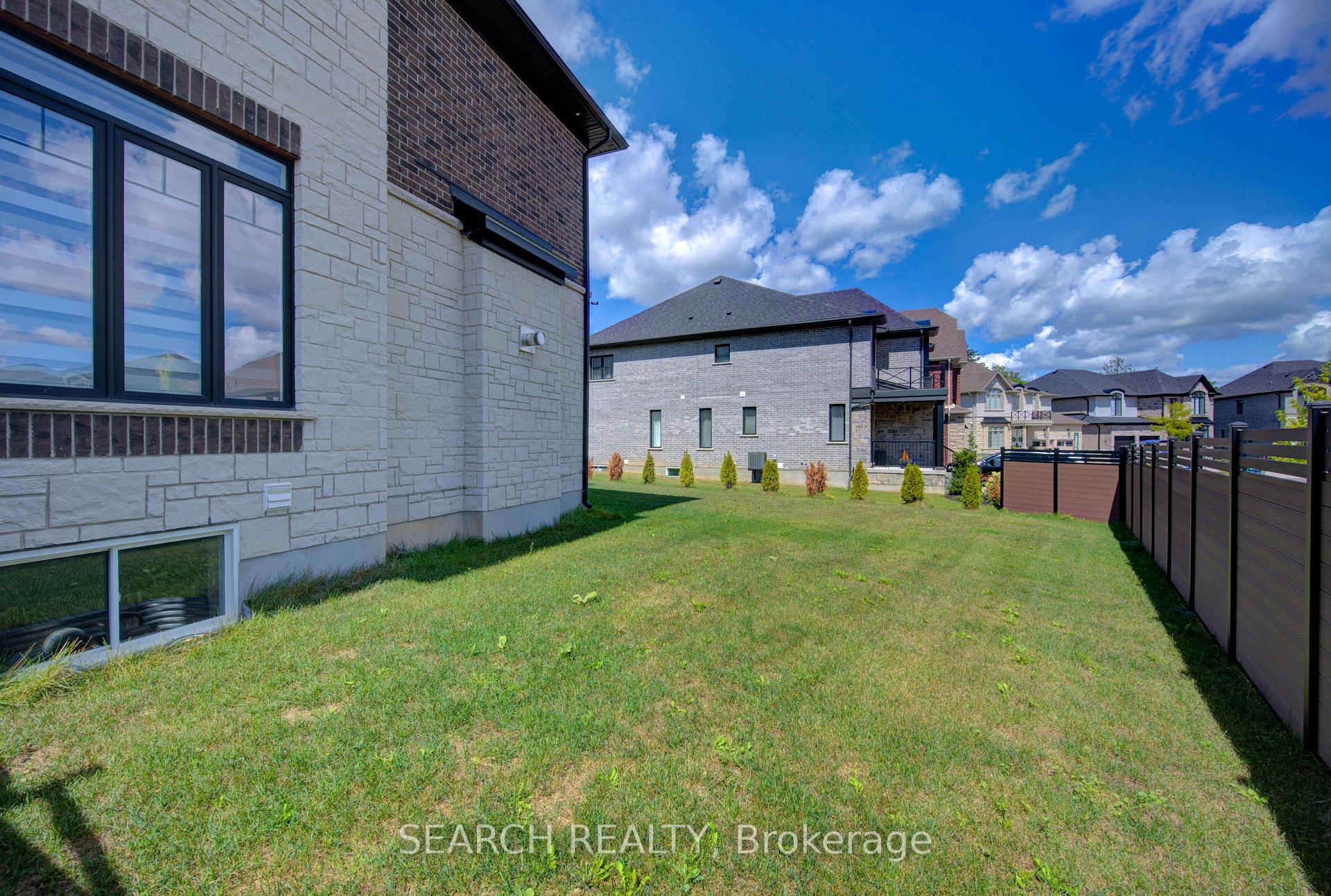 Photo 32 of 900 Pondcliffe Court, Kitchener — HOMEH