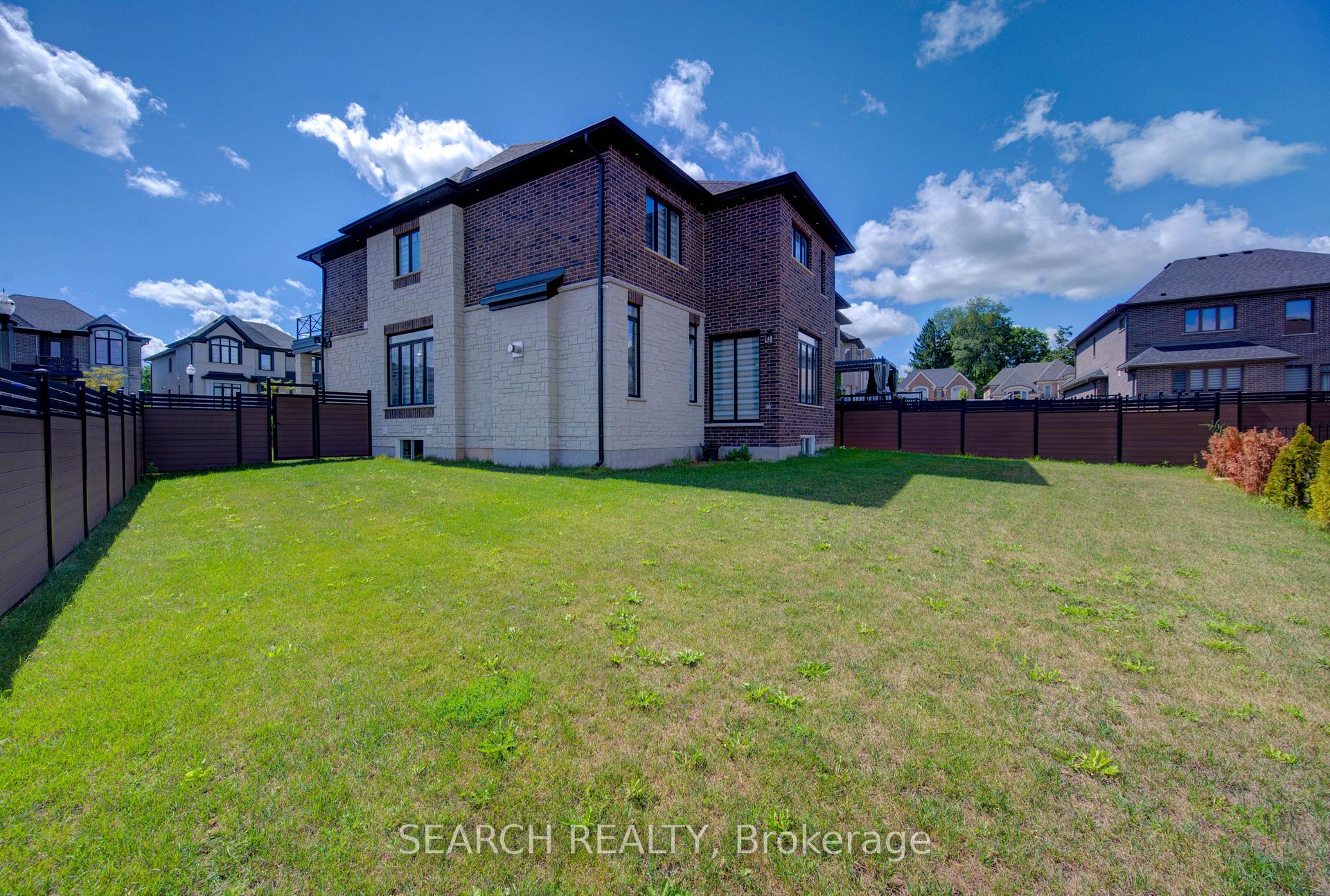 Photo 33 of 900 Pondcliffe Court, Kitchener — HOMEH
