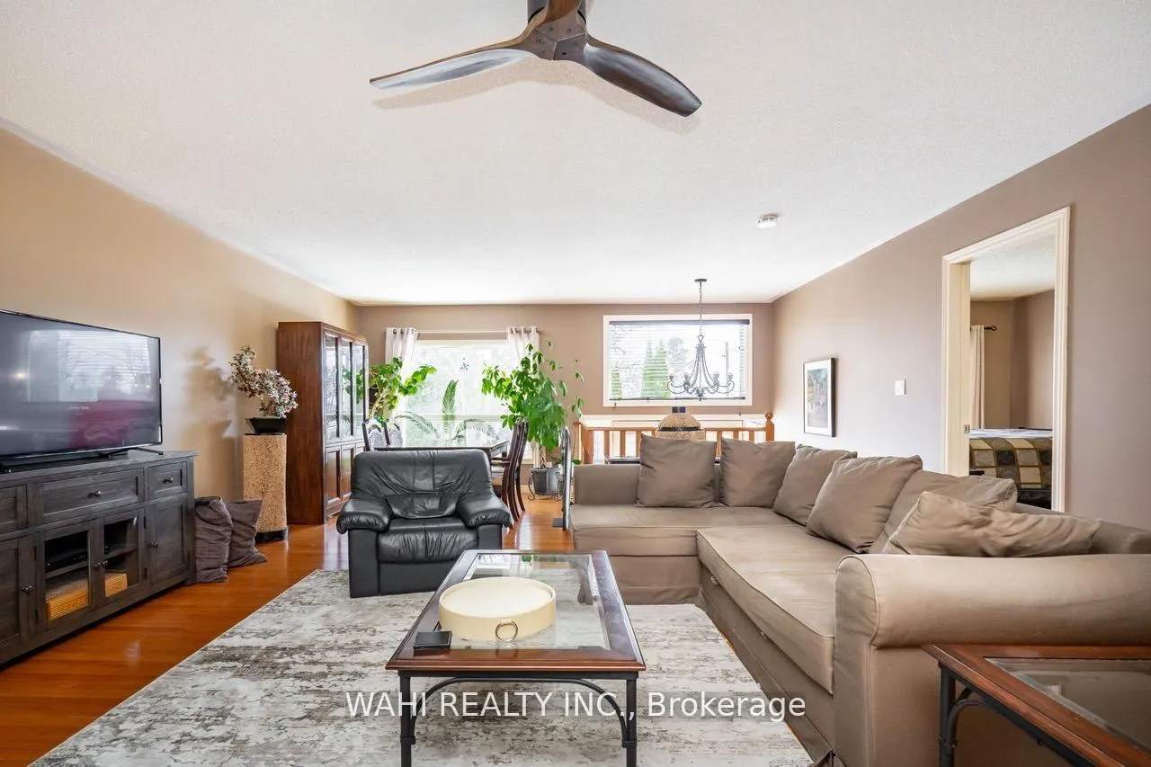 Photo 3 of 1336 Maple Road, Innisfil, Rural Innisfil — HOMEH