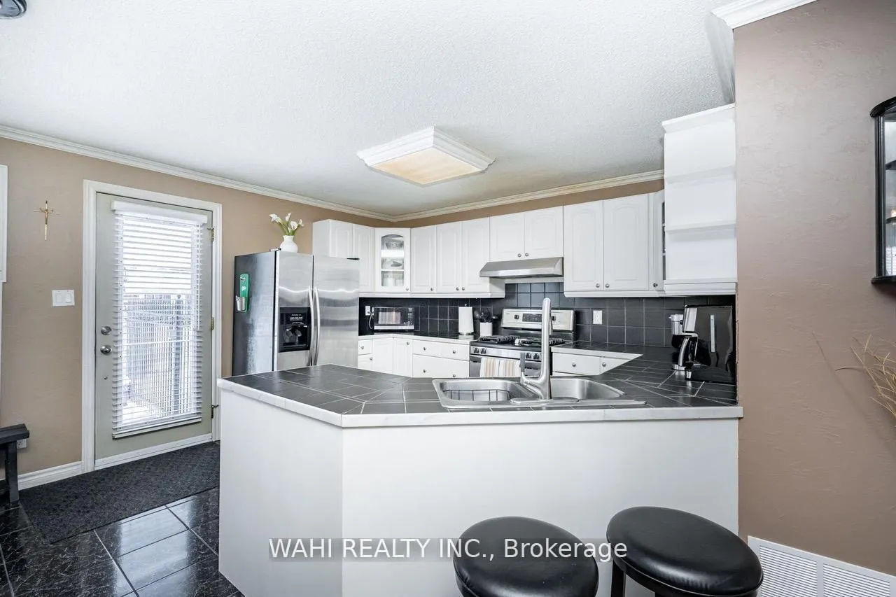 Photo 15 of 1336 Maple Road, Innisfil, Rural Innisfil — HOMEH
