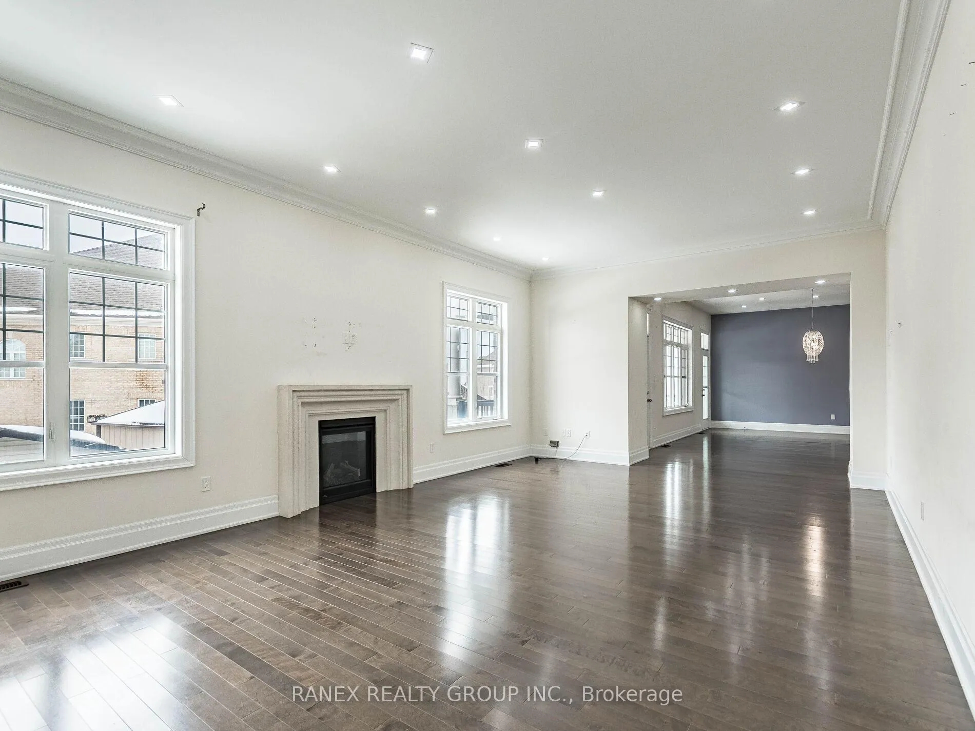 Photo 13 of 13 John Carroll Drive, Brampton, Toronto Gore Rural Estate — HOMEH