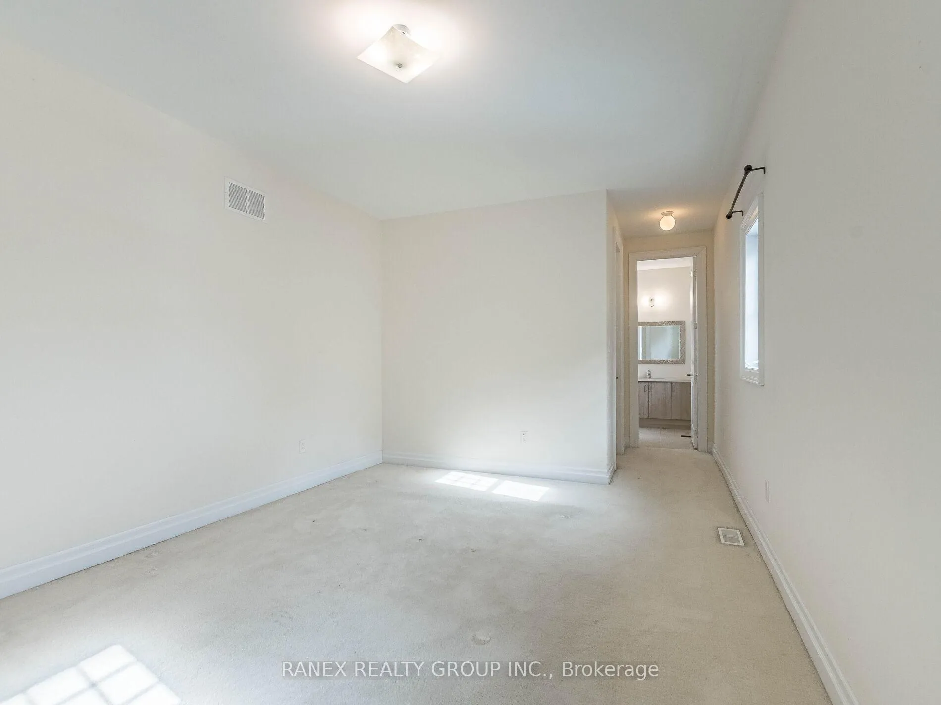 Photo 32 of 13 John Carroll Drive, Brampton, Toronto Gore Rural Estate — HOMEH