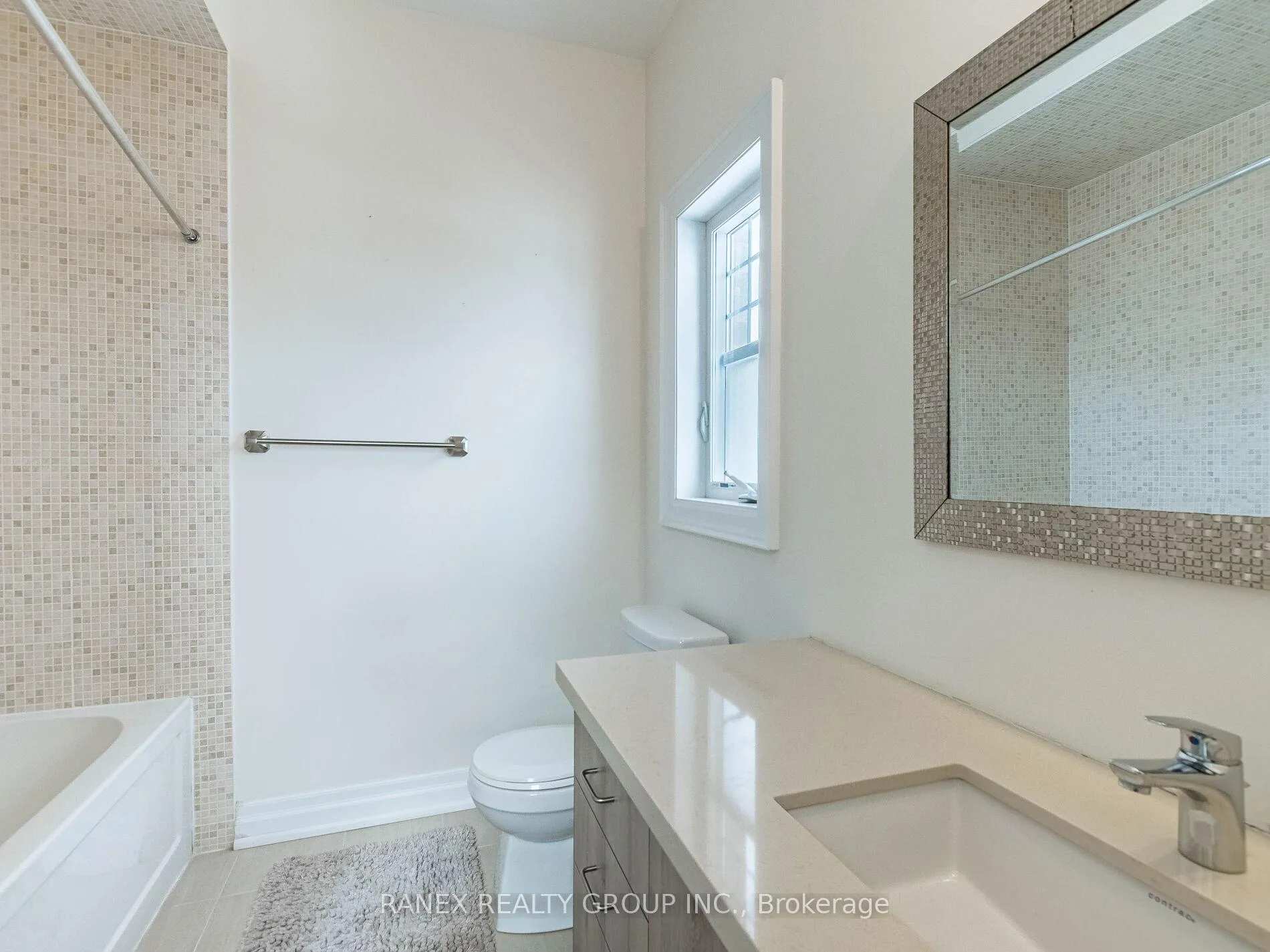 Photo 33 of 13 John Carroll Drive, Brampton, Toronto Gore Rural Estate — HOMEH
