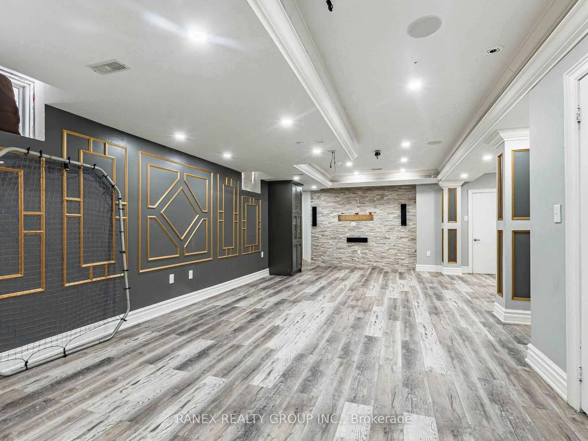Photo 42 of 13 John Carroll Drive, Brampton, Toronto Gore Rural Estate — HOMEH