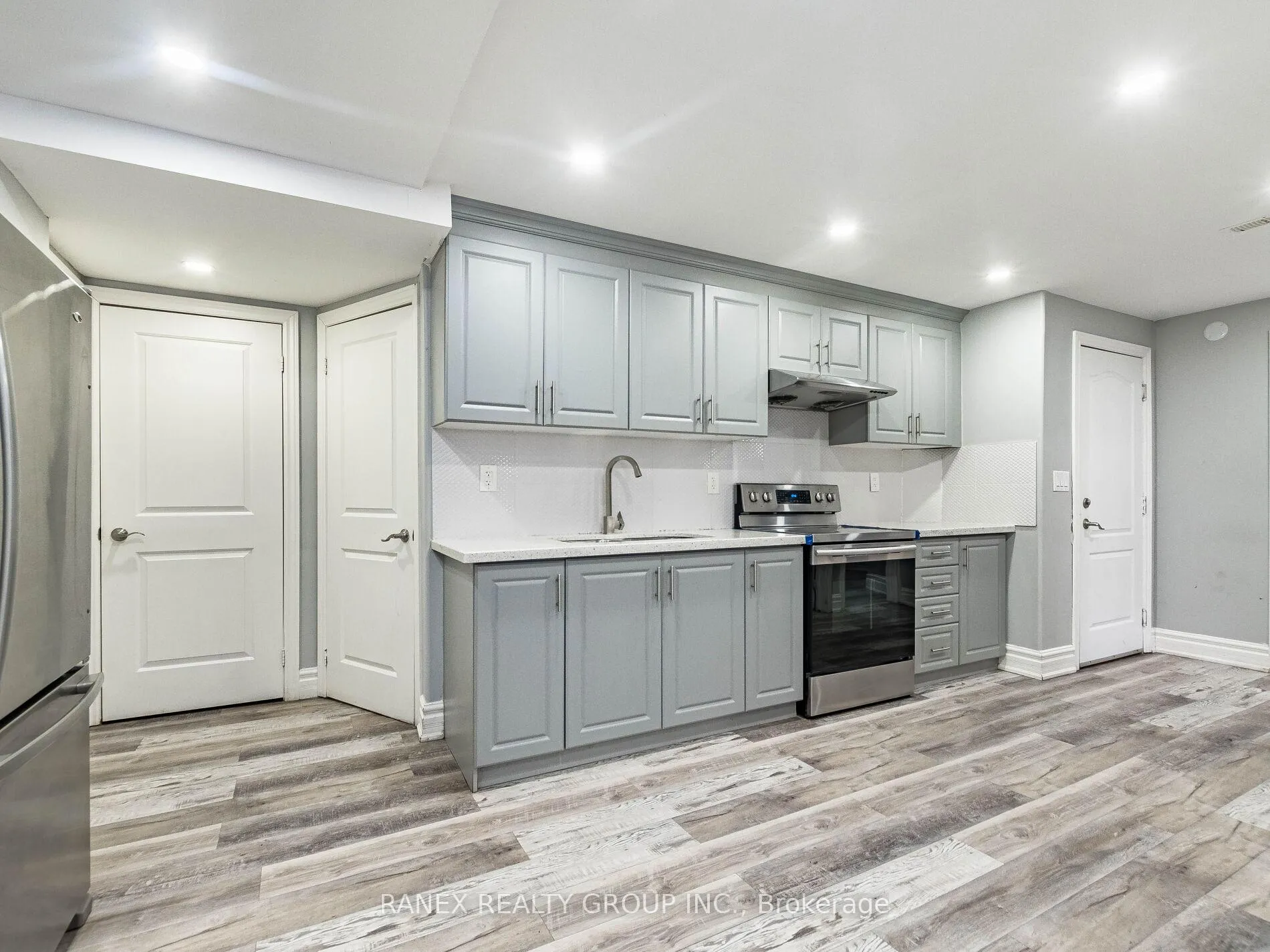 Photo 47 of 13 John Carroll Drive, Brampton, Toronto Gore Rural Estate — HOMEH