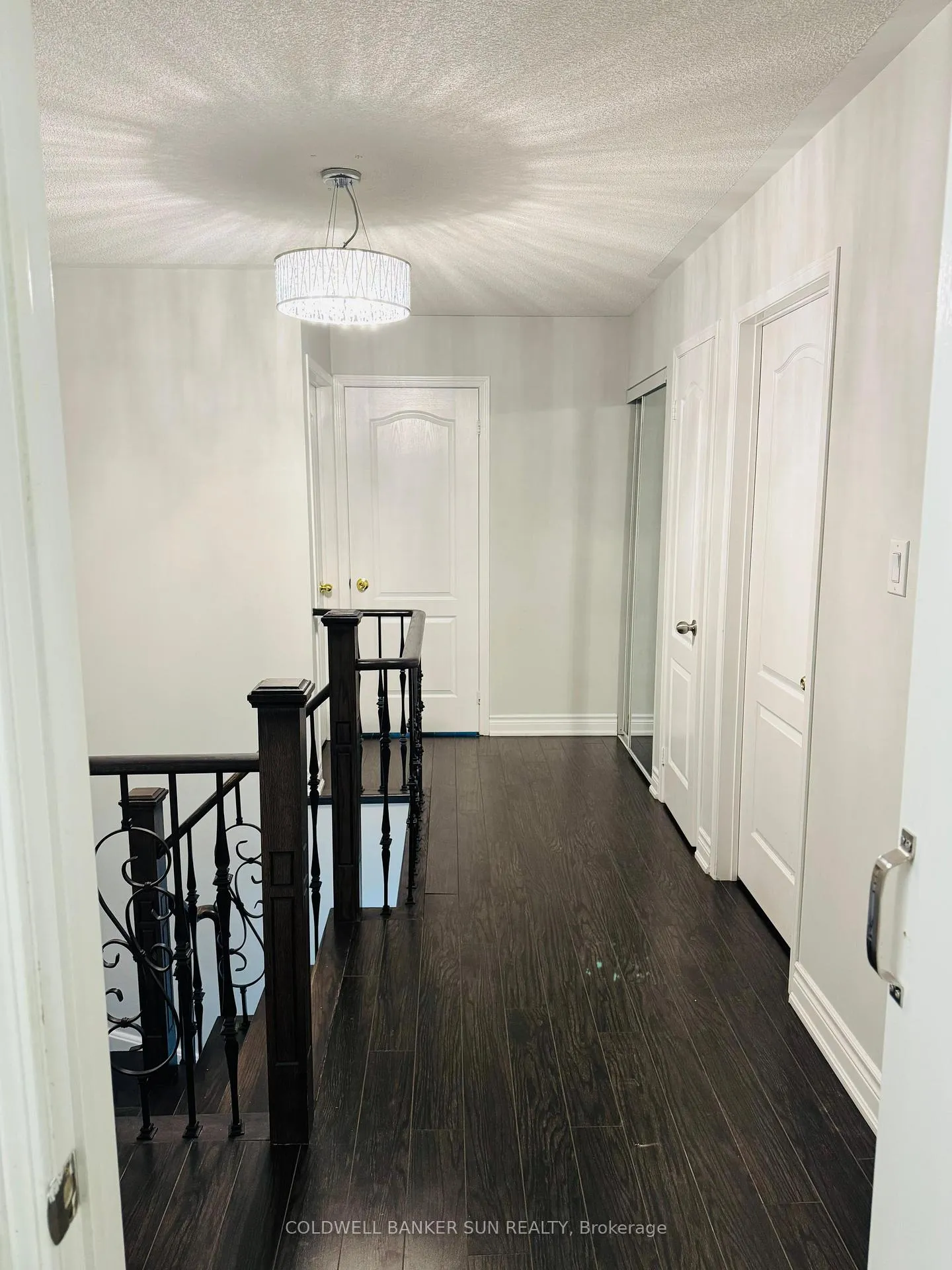 Photo 9 of 94 Crown Victoria Drive, Brampton, Fletcher's Meadow — HOMEH