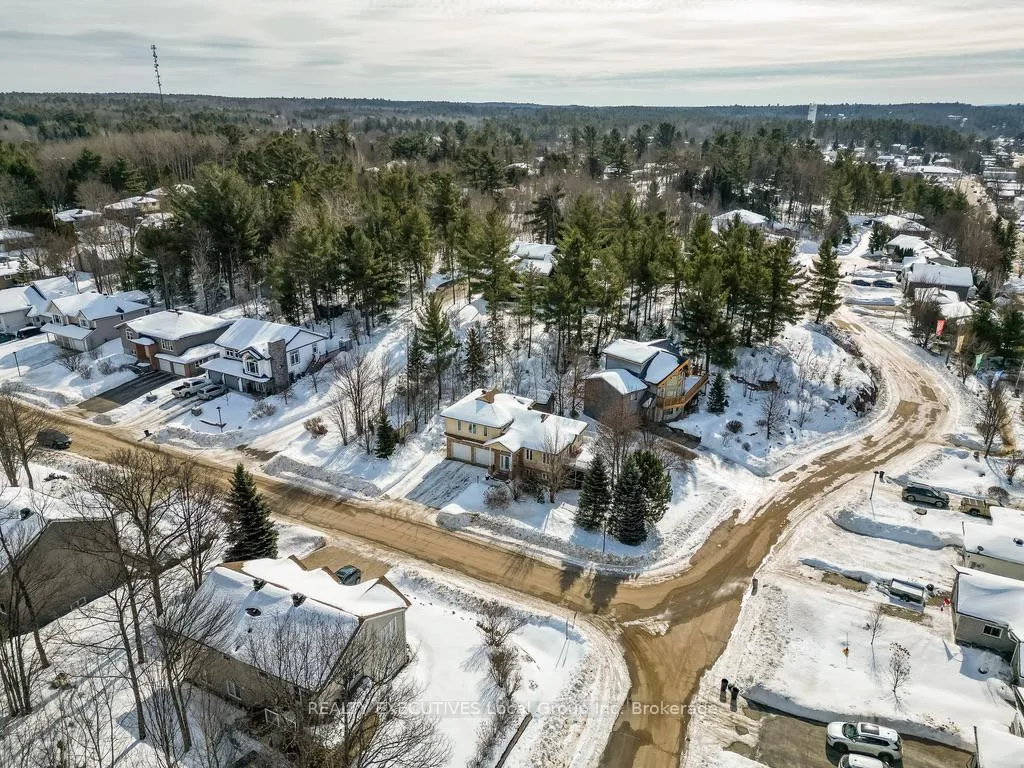 Photo 44 of 91 Woodlands Drive, Callander — HOMEH