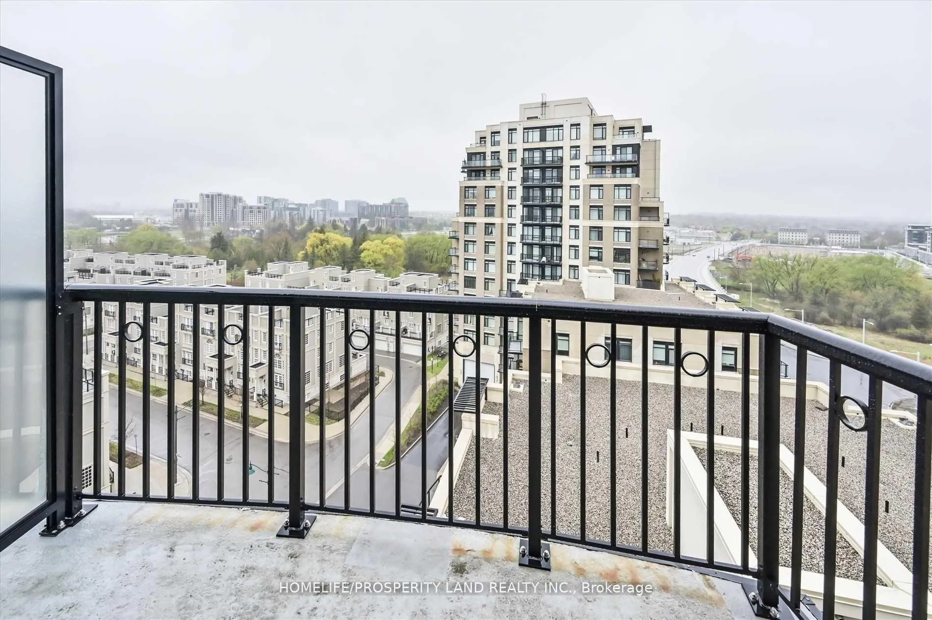 Photo 7 of Unit 1001, 131 Upper Duke Crescent, Markham, Unionville — HOMEH