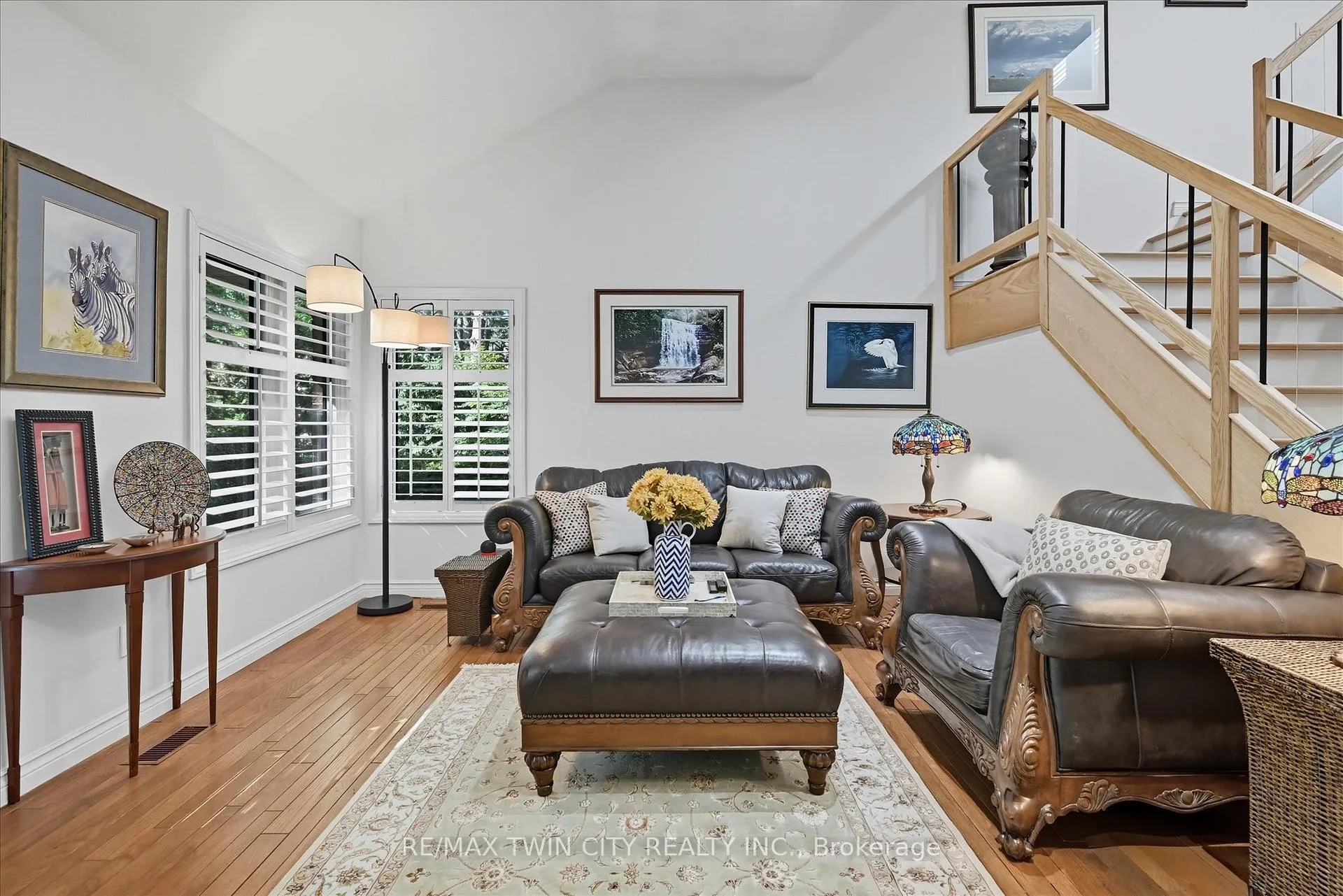Photo 7 of 275 Greenbriar Road, Hamilton, Meadowlands — HOMEH