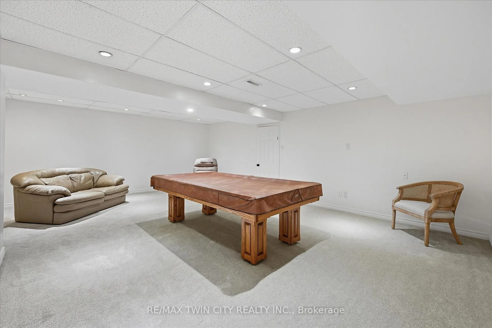 Photo 35 of 275 Greenbriar Road, Hamilton, Meadowlands — HOMEH