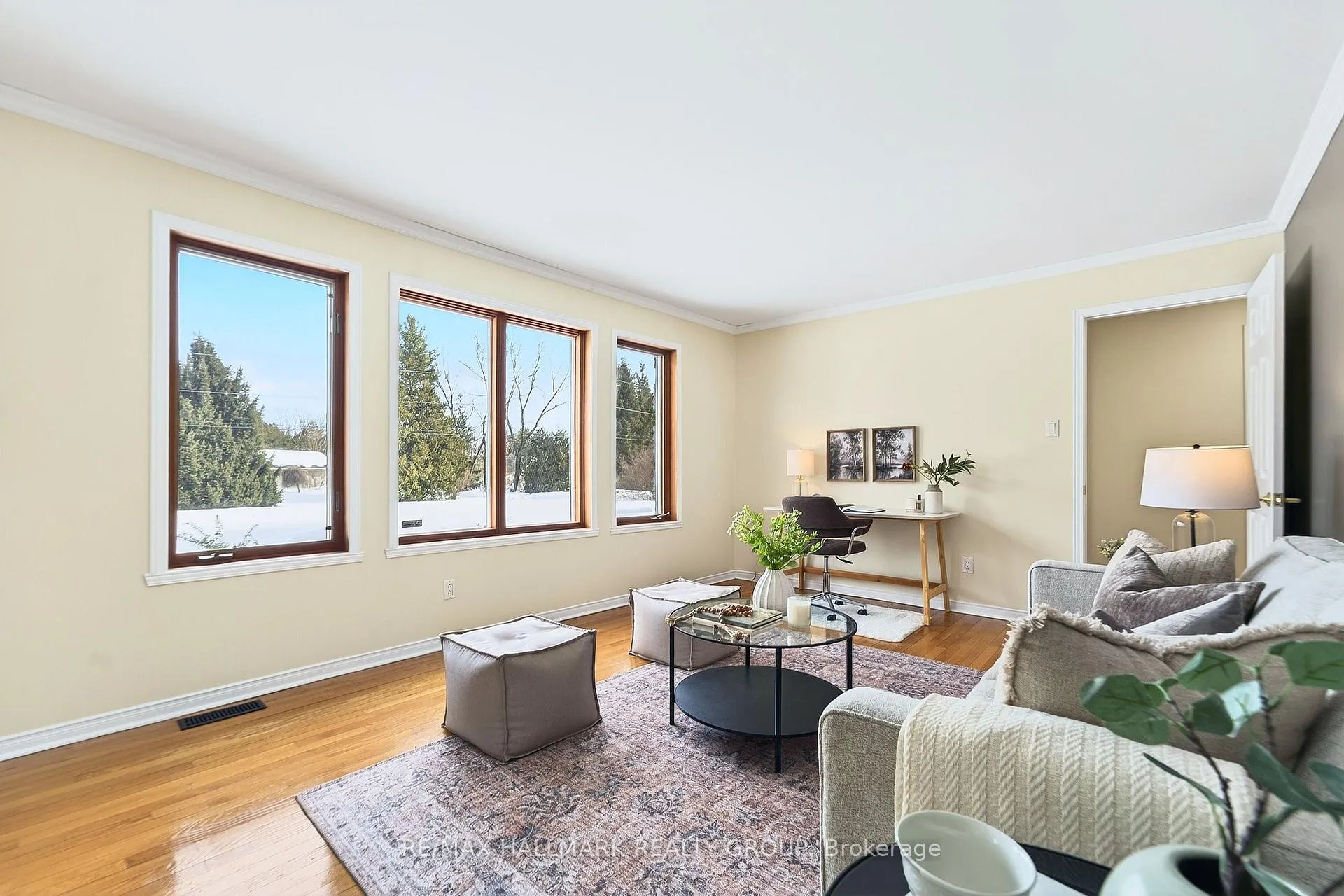 Photo 6 of 2349 Brennan Park Drive, Ottawa, Cumberland West — HOMEH