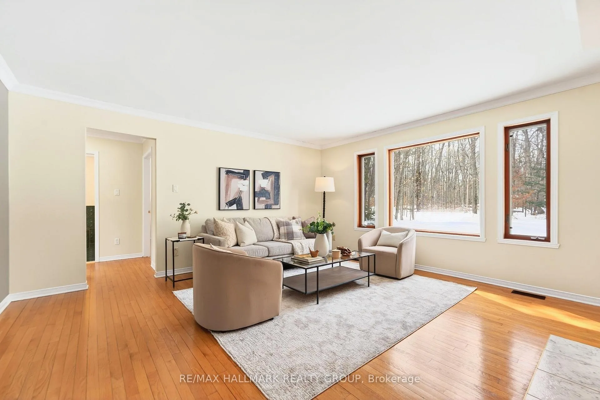 Photo 13 of 2349 Brennan Park Drive, Ottawa, Cumberland West — HOMEH