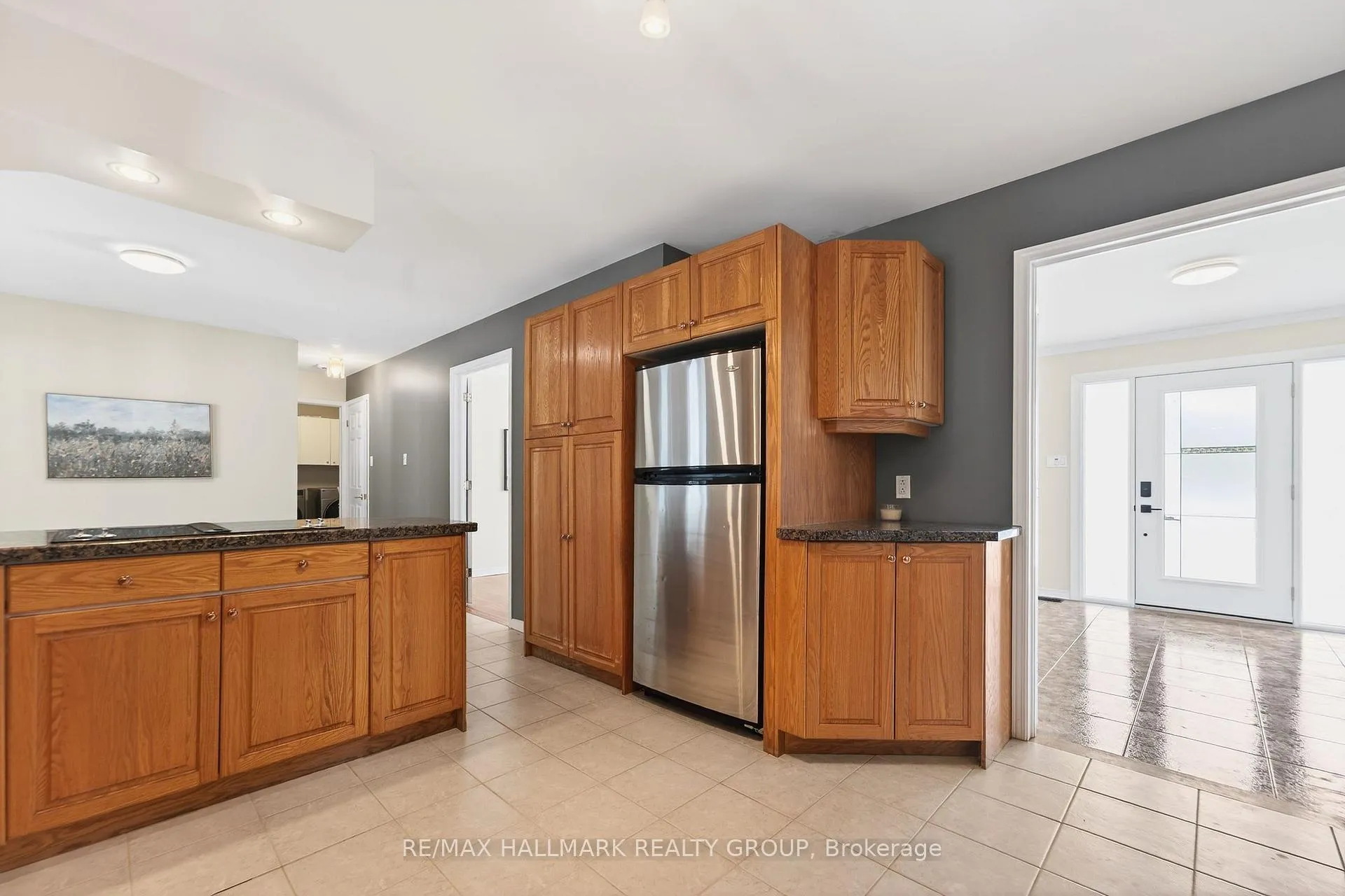 Photo 16 of 2349 Brennan Park Drive, Ottawa, Cumberland West — HOMEH