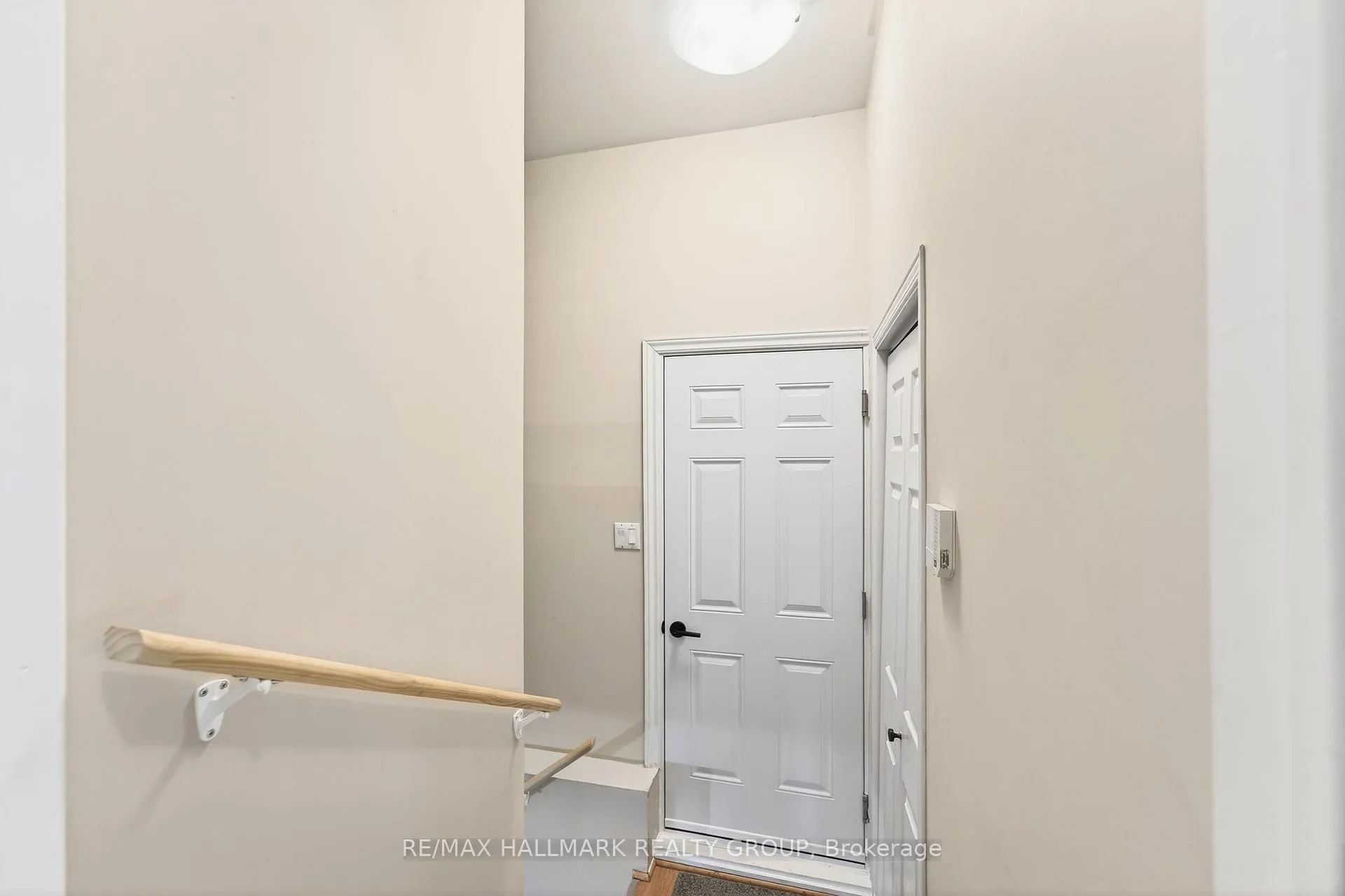 Photo 35 of 2349 Brennan Park Drive, Ottawa, Cumberland West — HOMEH