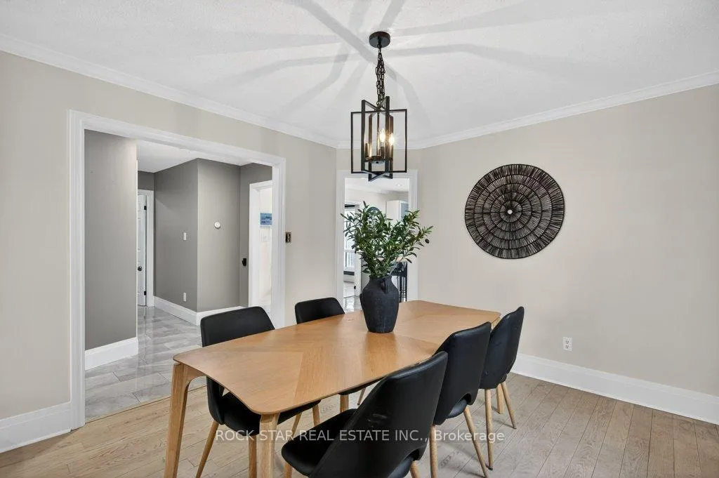 Photo 8 of 18 Hillgarden Drive, Hamilton, Stoney Creek Mountain — HOMEH