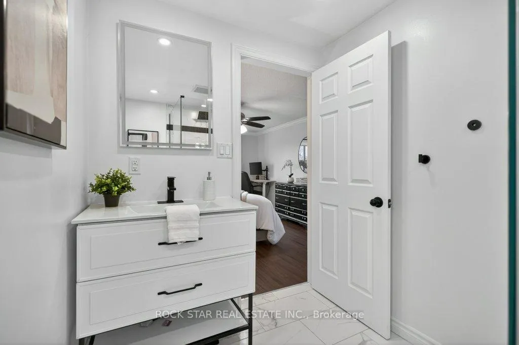 Photo 22 of 18 Hillgarden Drive, Hamilton, Stoney Creek Mountain — HOMEH