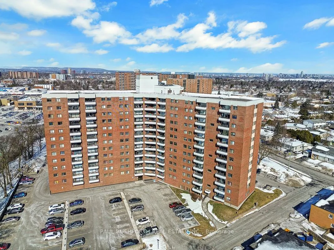 Photo 2 of Unit 518, 20 Chesterton Drive, Ottawa, Borden Farm/Stewart Farm/Carleton Heights/Parkwood Hills — HOMEH