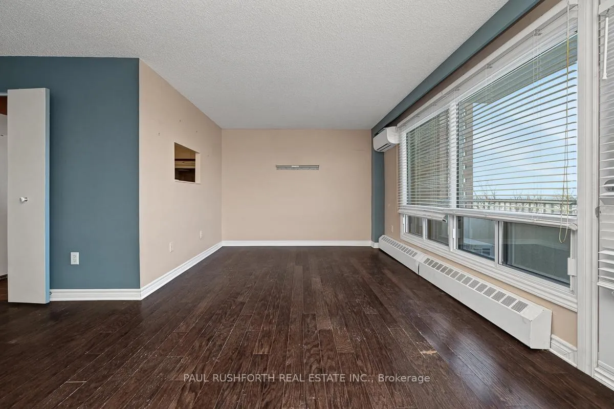 Photo 4 of Unit 518, 20 Chesterton Drive, Ottawa, Borden Farm/Stewart Farm/Carleton Heights/Parkwood Hills — HOMEH