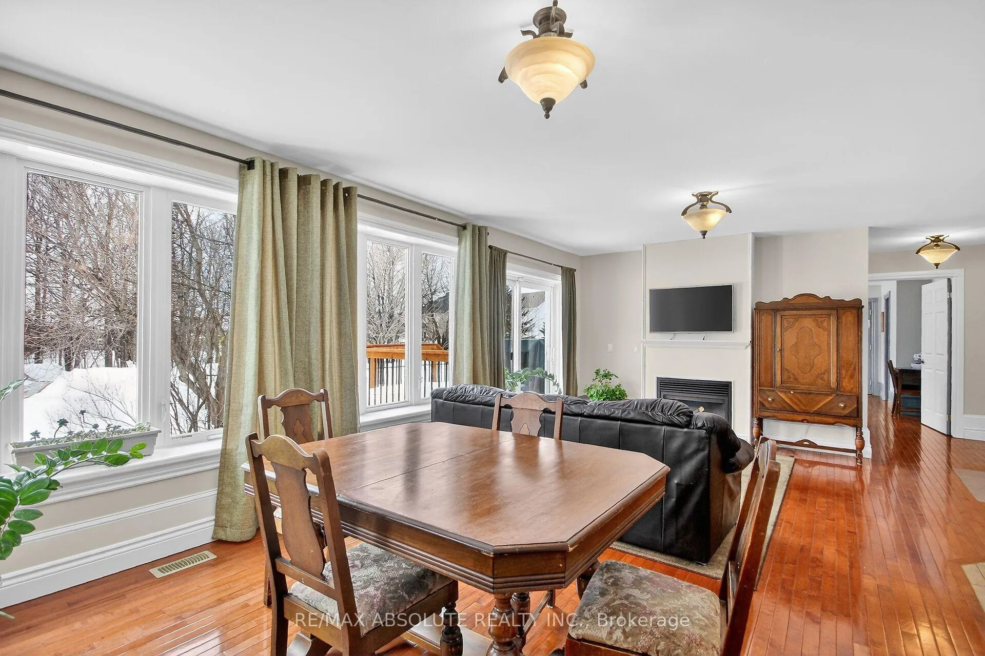 Photo 13 of 223 Jensen Court, Ottawa, Carp — HOMEH
