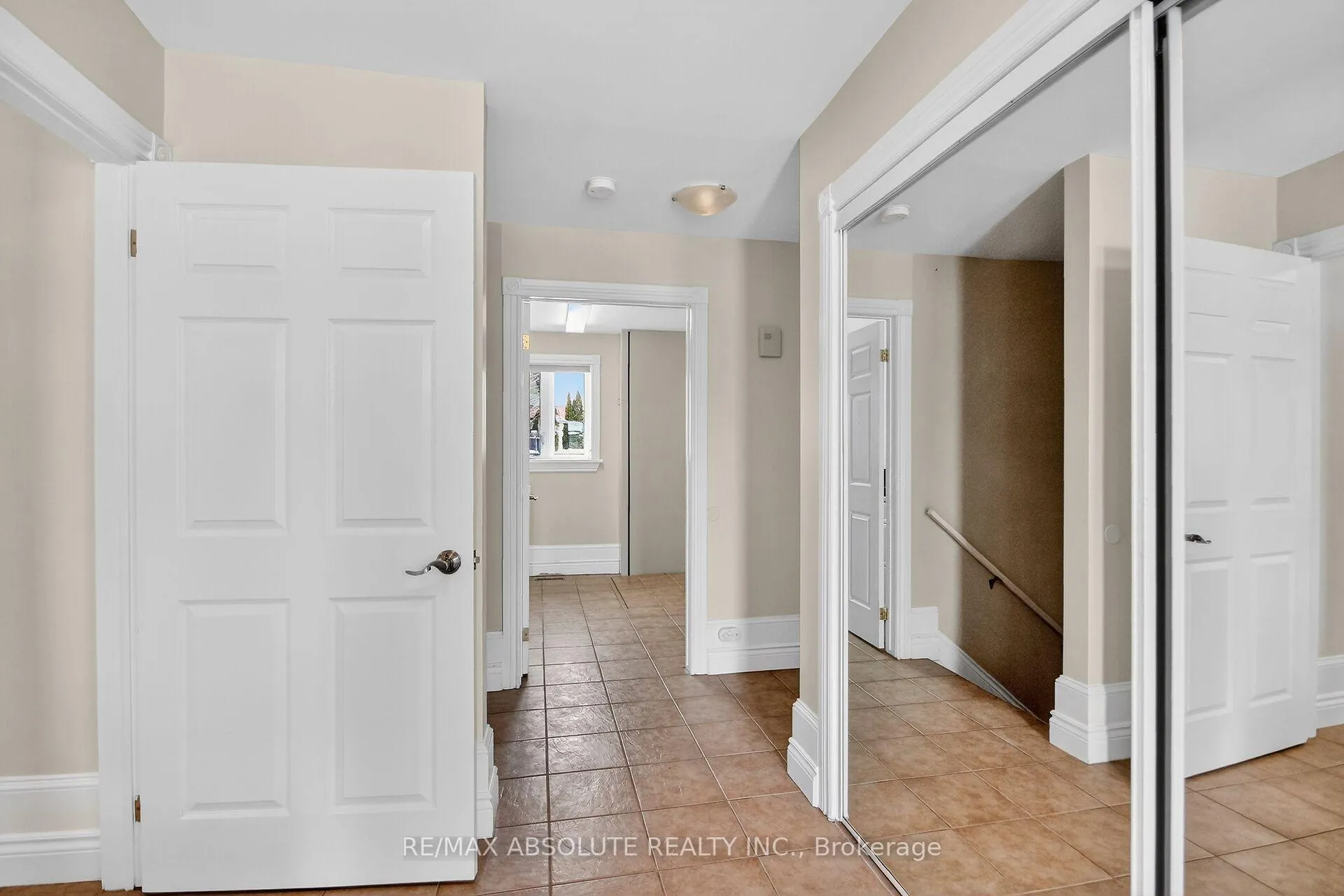 Photo 24 of 223 Jensen Court, Ottawa, Carp — HOMEH