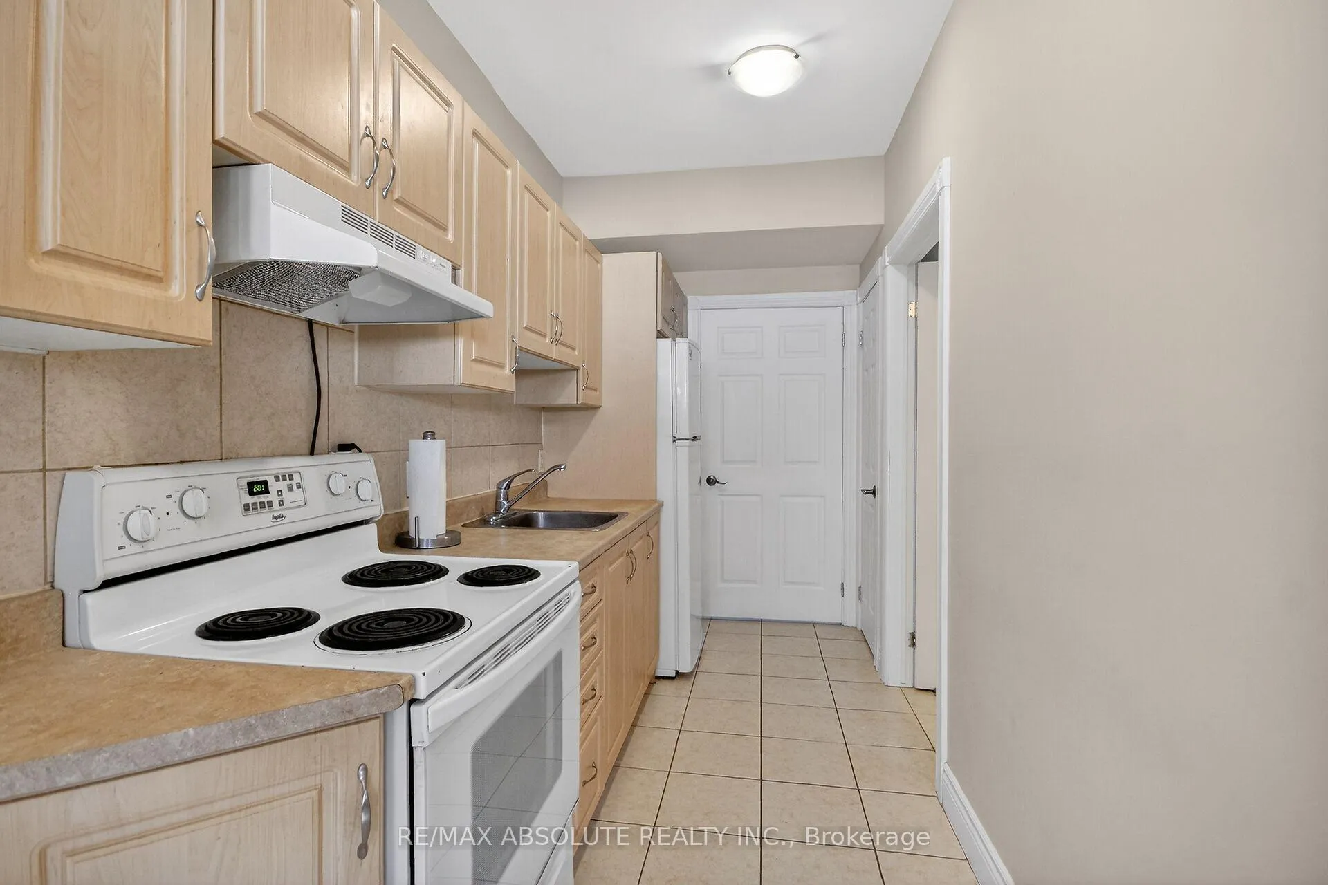 Photo 25 of 223 Jensen Court, Ottawa, Carp — HOMEH