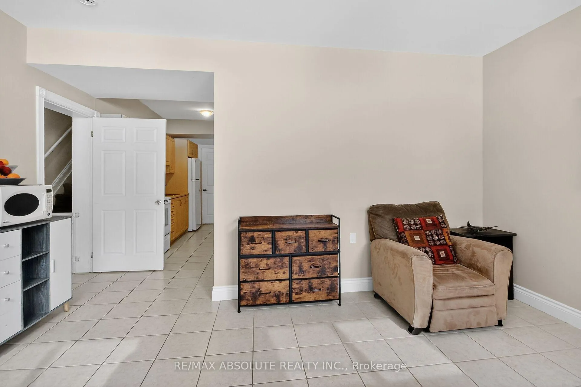 Photo 34 of 223 Jensen Court, Ottawa, Carp — HOMEH