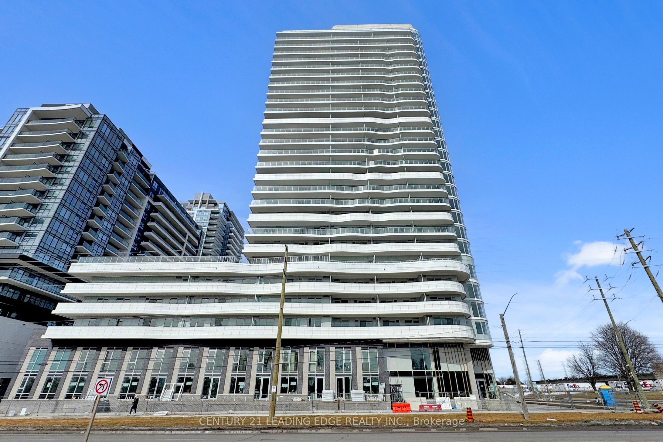 Photo 3 of Unit 2005, 1010 Sandy Beach Road, Pickering, Bay Ridges — HOMEH