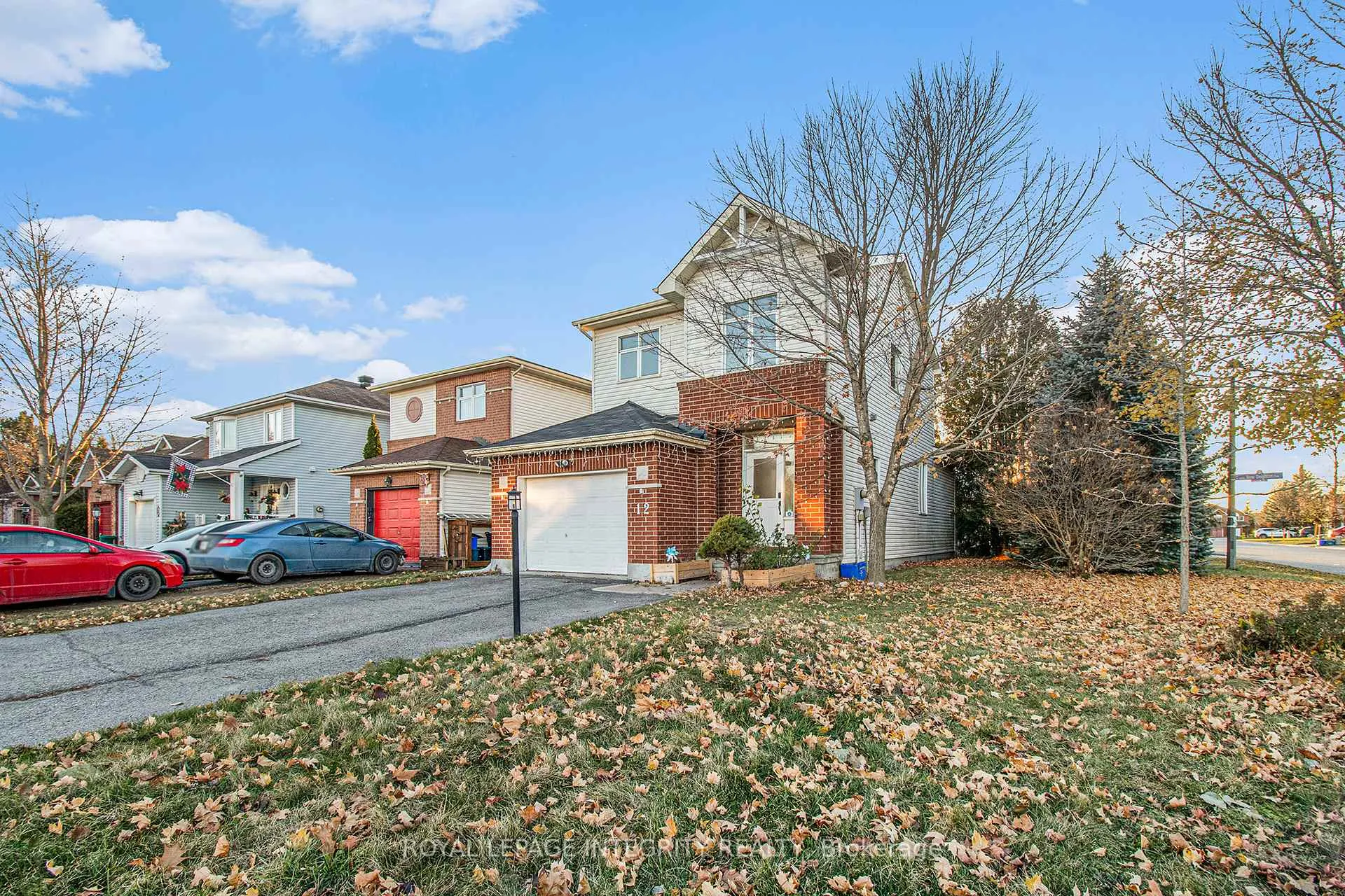 Photo 4 of 12 Cottingham Street, Ottawa, Barrhaven East — HOMEH