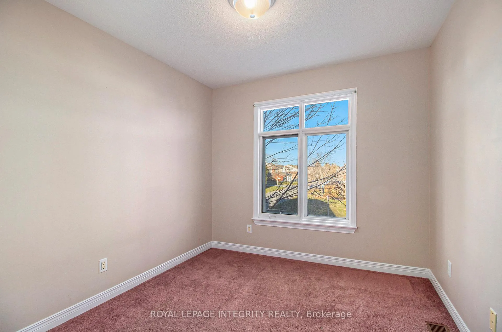Photo 18 of 12 Cottingham Street, Ottawa, Barrhaven East — HOMEH
