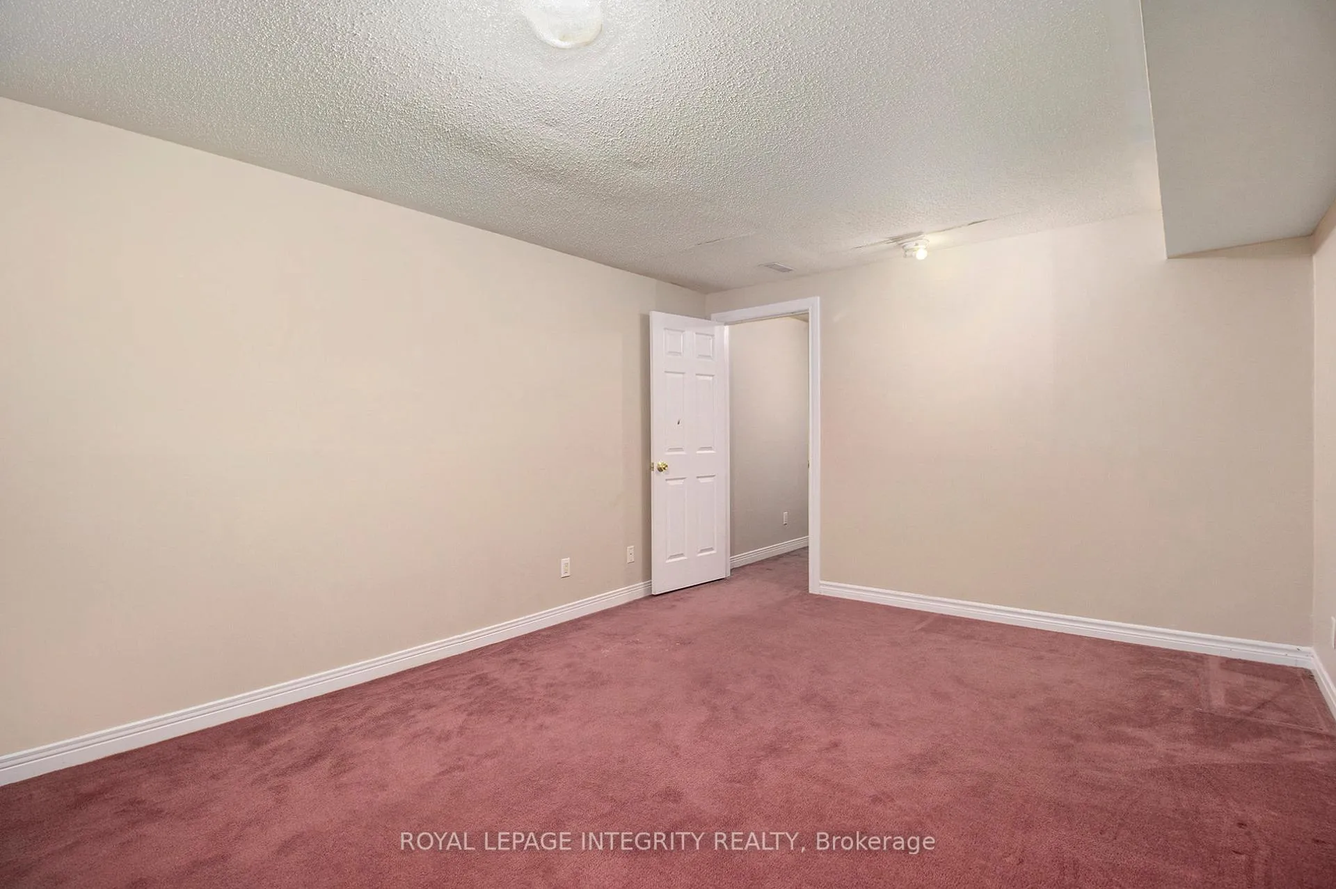 Photo 23 of 12 Cottingham Street, Ottawa, Barrhaven East — HOMEH