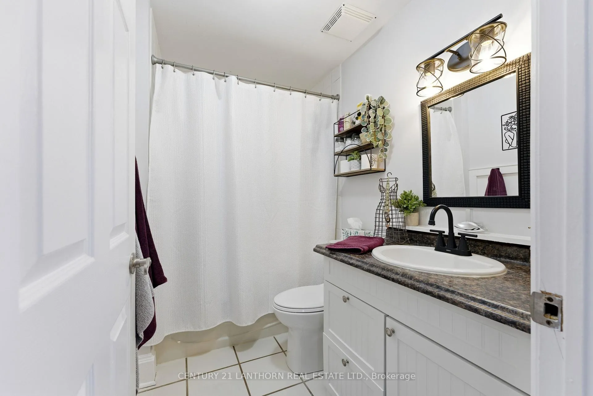 Photo 11 of 8 Queen Street, Belleville, Belleville Ward — HOMEH