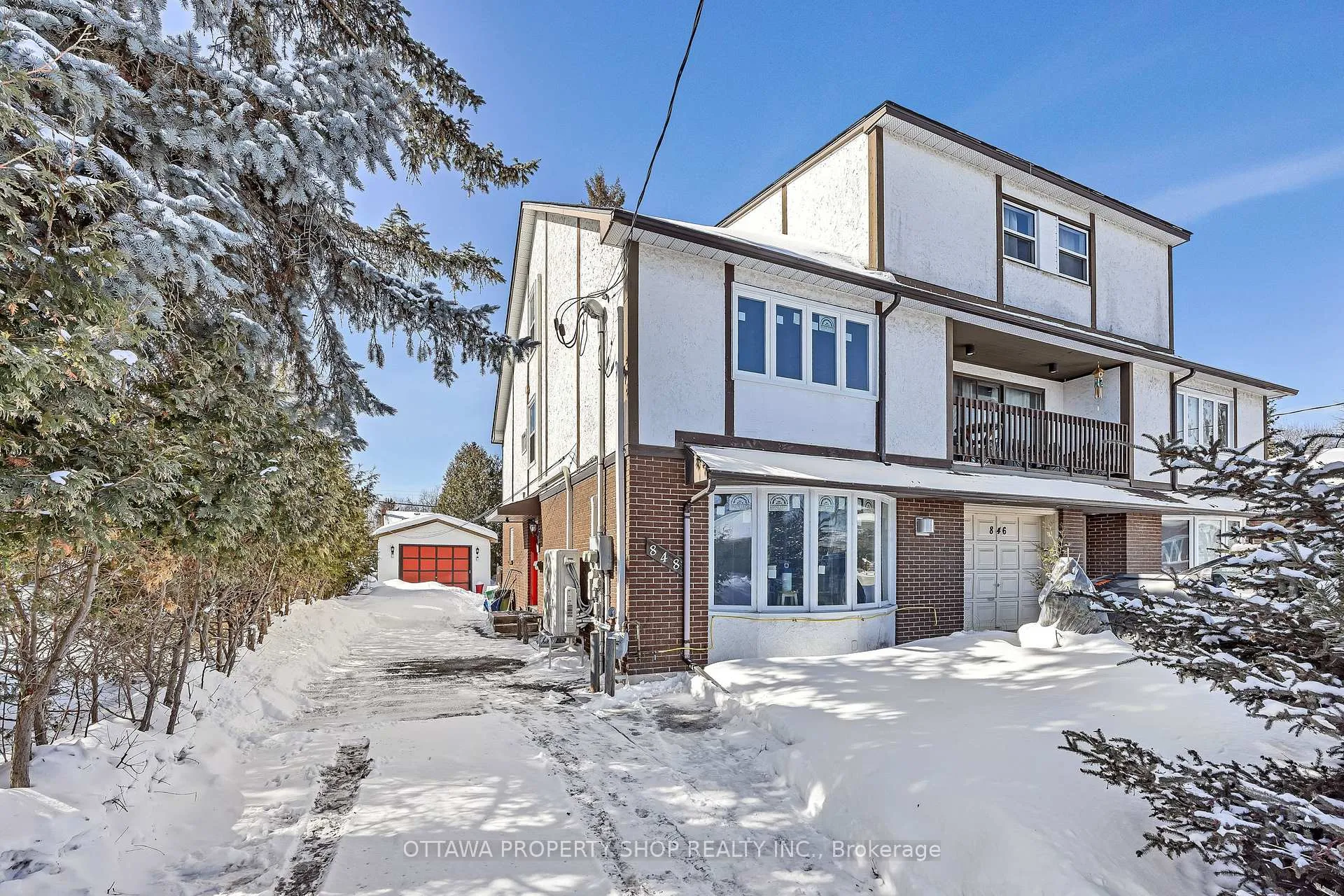 Photo 2 of 848 Maitland Avenue, Ottawa, McKellar Heights/Glabar Park — HOMEH