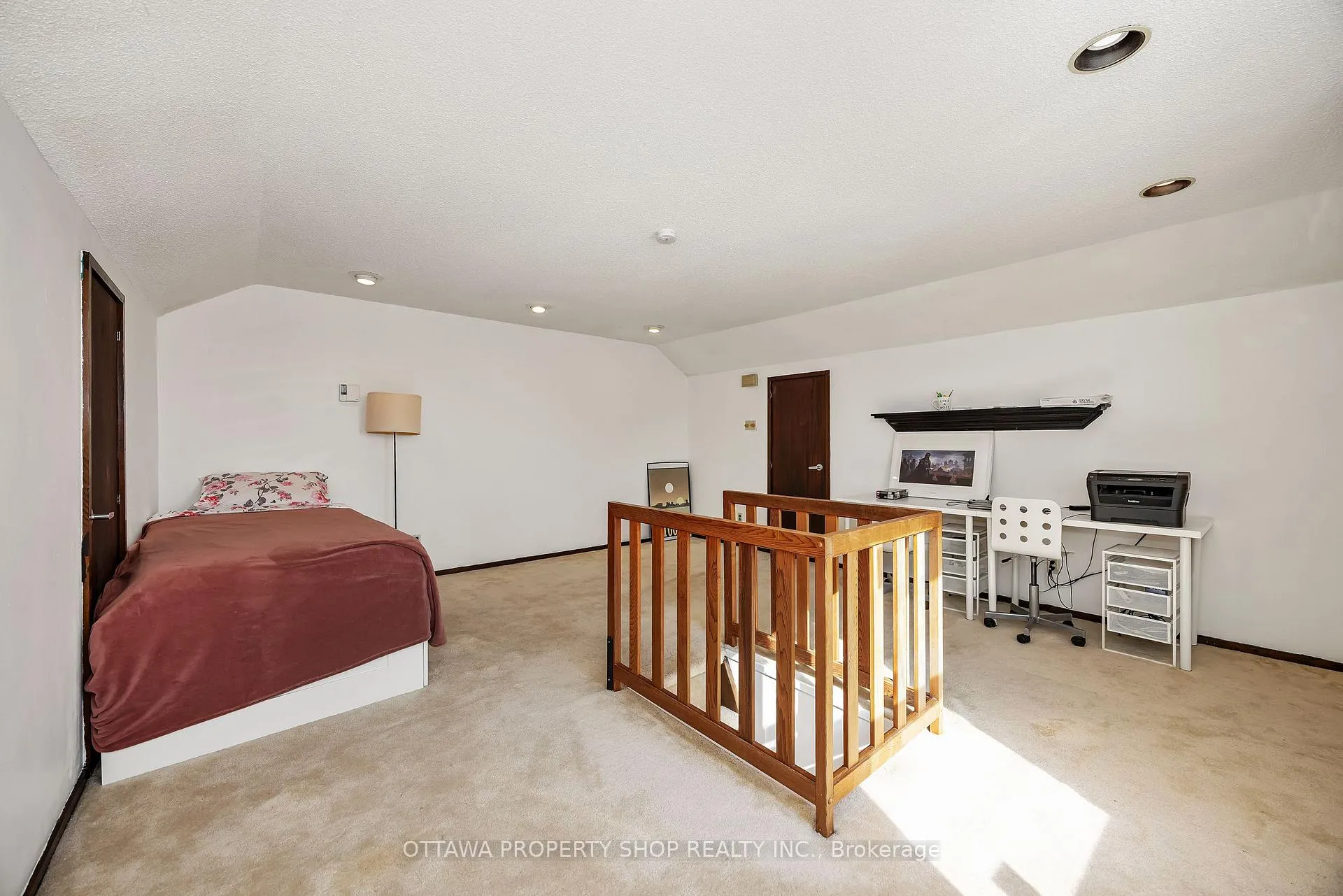 Photo 27 of 848 Maitland Avenue, Ottawa, McKellar Heights/Glabar Park — HOMEH
