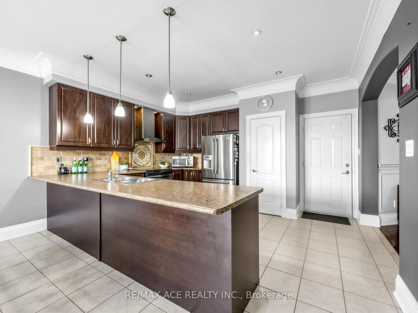 Photo 12 of 10 Byram Downs Street, Ajax, Central East — HOMEH