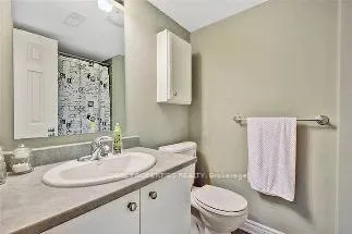 Photo 3 of 18 Argent Private, Ottawa, Kanata - Morgan's Grant/South March — HOMEH
