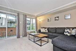 Photo 5 of 18 Argent Private, Ottawa, Kanata - Morgan's Grant/South March — HOMEH