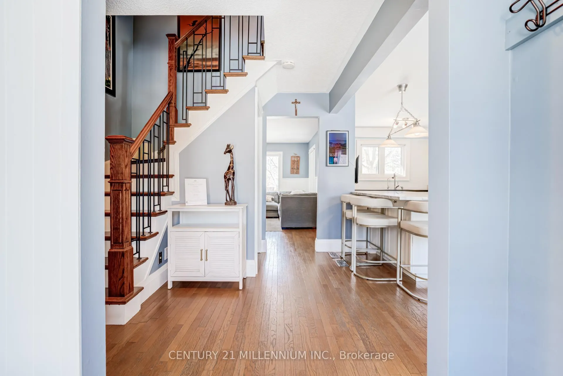 Photo 4 of 40 Erinlea Crescent, Erin — HOMEH