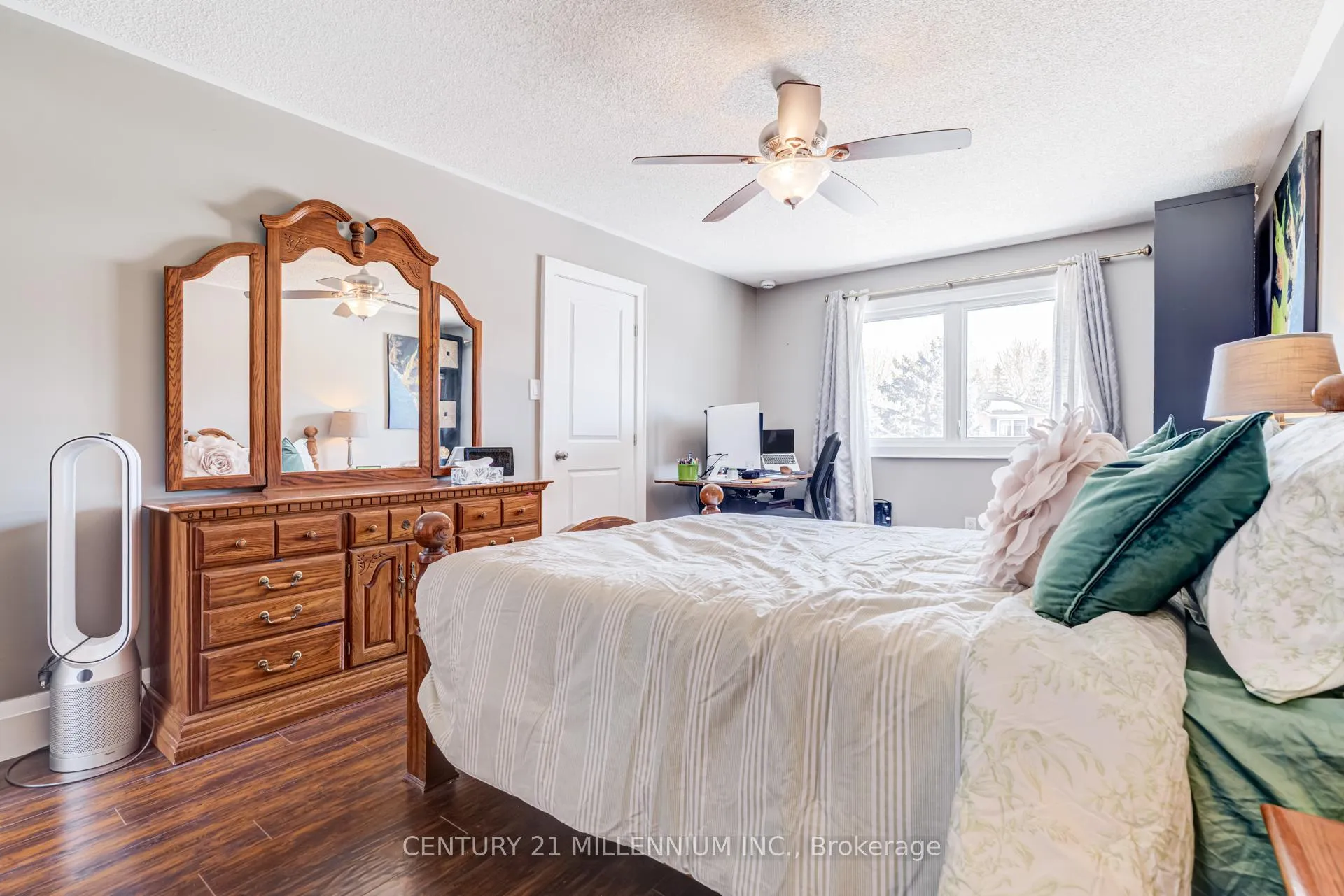 Photo 20 of 40 Erinlea Crescent, Erin — HOMEH