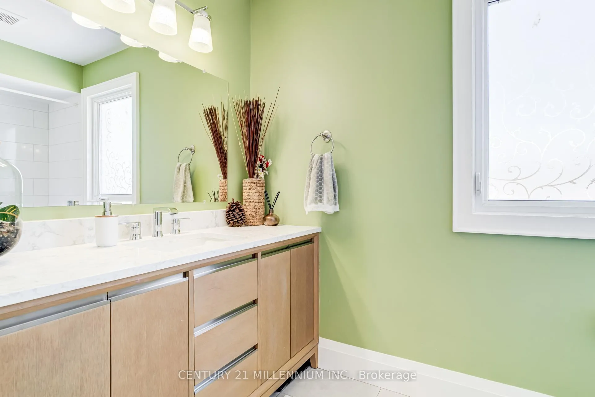 Photo 30 of 40 Erinlea Crescent, Erin — HOMEH