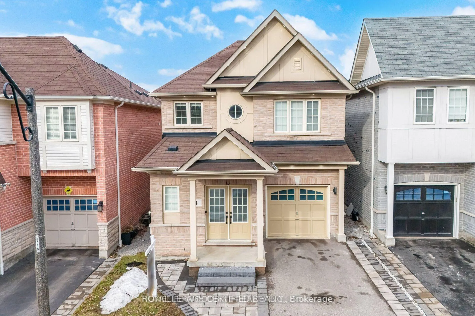 Photo 1 of 4 Bazin Road, Ajax, Central East — HOMEH