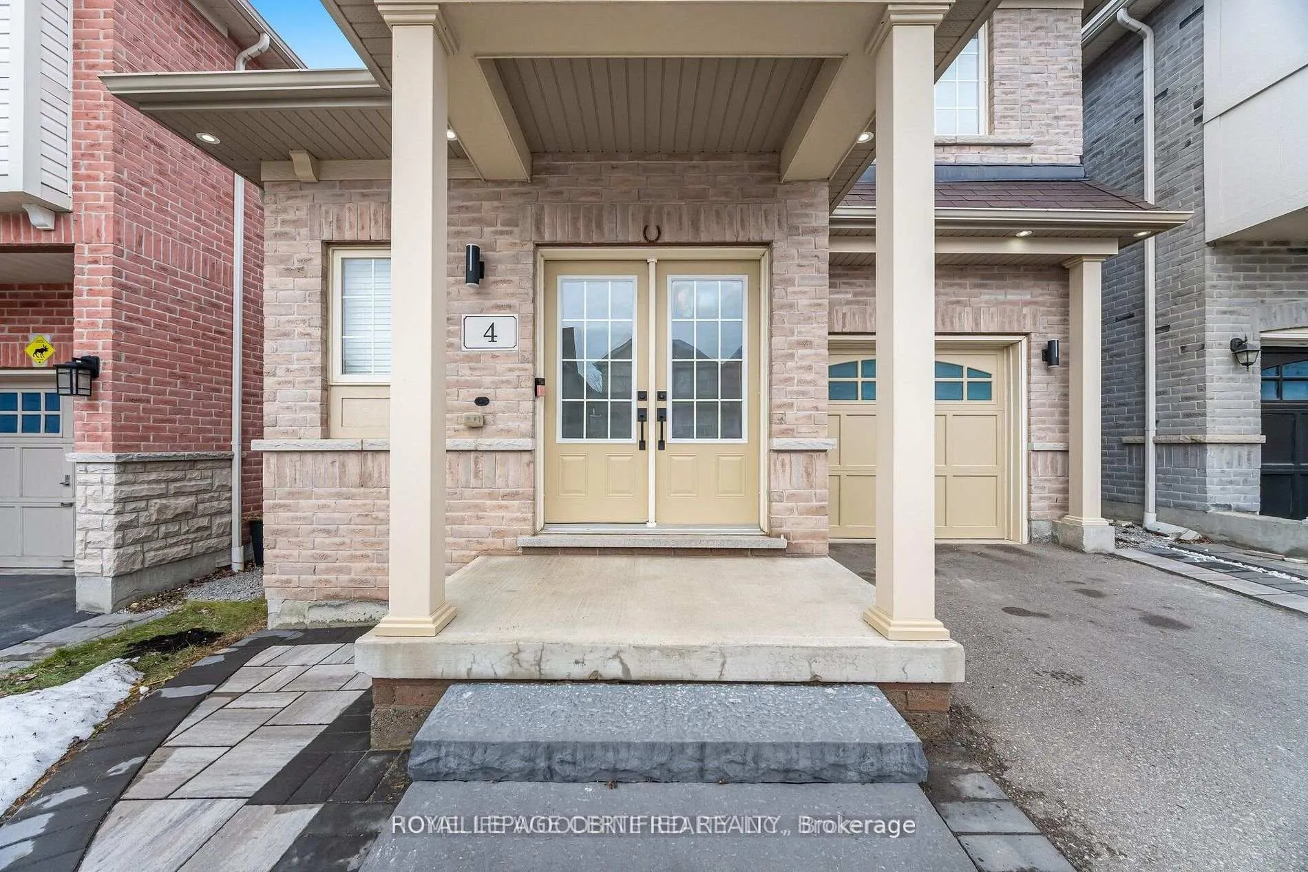 Photo 2 of 4 Bazin Road, Ajax, Central East — HOMEH