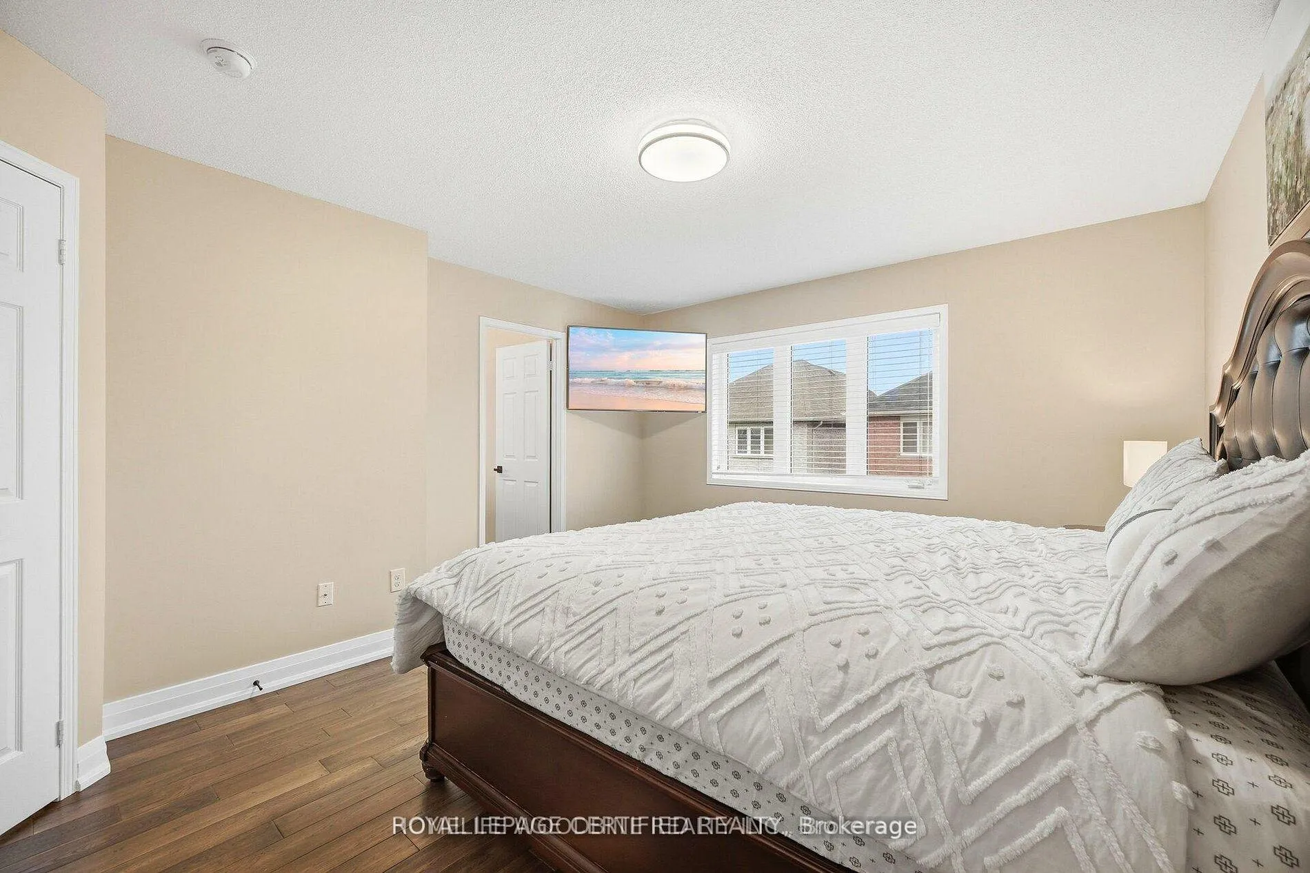 Photo 23 of 4 Bazin Road, Ajax, Central East — HOMEH