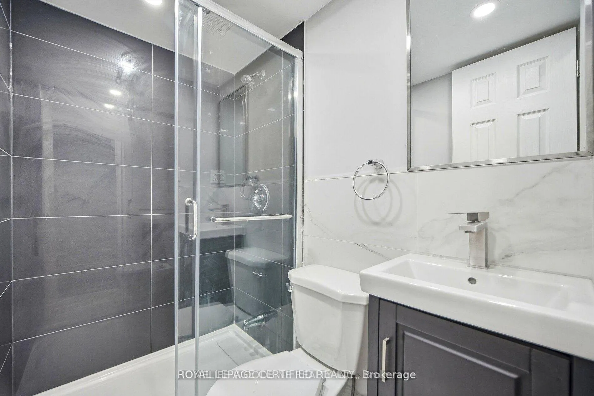 Photo 42 of 4 Bazin Road, Ajax, Central East — HOMEH