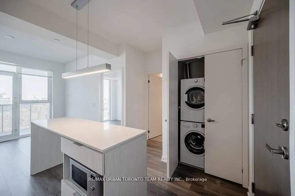 Photo 3 of Unit 2409, 20 Richardson Street, Toronto, Waterfront Communities — HOMEH