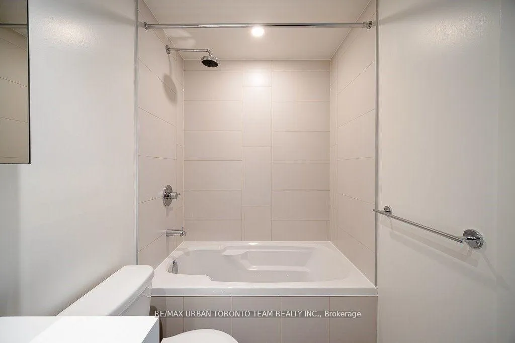 Photo 20 of Unit 2409, 20 Richardson Street, Toronto, Waterfront Communities — HOMEH